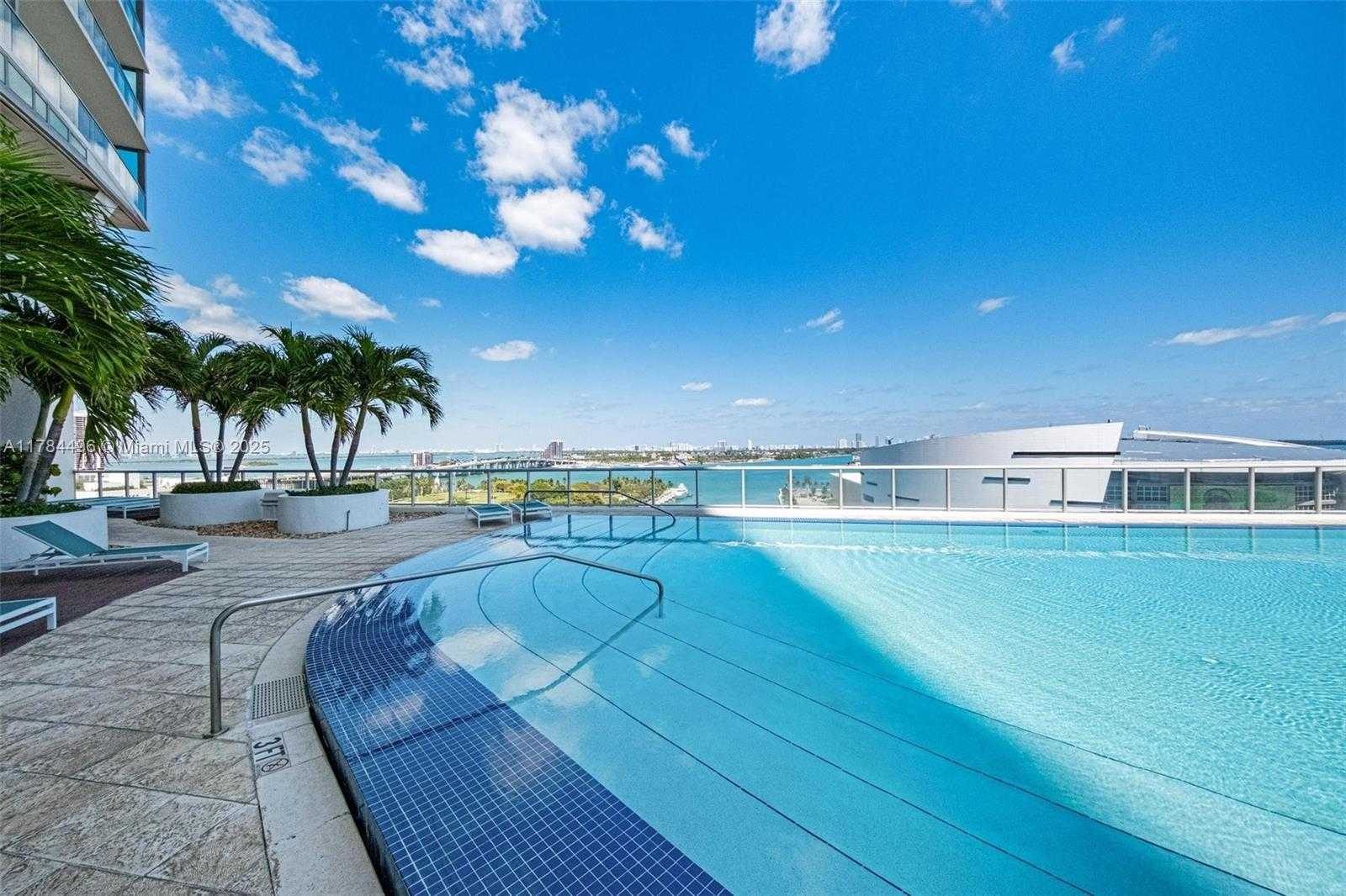 Small Image of 888 BISCAYNE BLVD #3207, Miami Number 21
