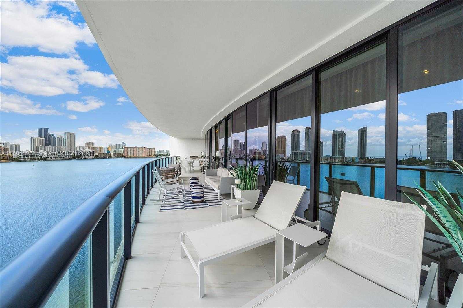 Small Image of 5500 ISLAND ESTATES DR #705, Aventura Number 11