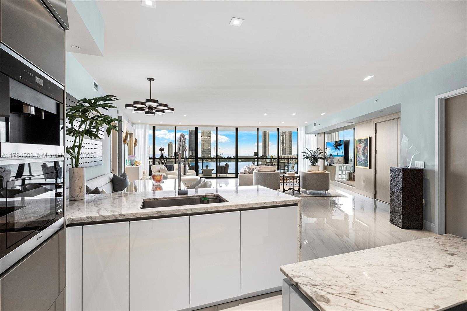Small Image of 5500 ISLAND ESTATES DR #705, Aventura Number 19