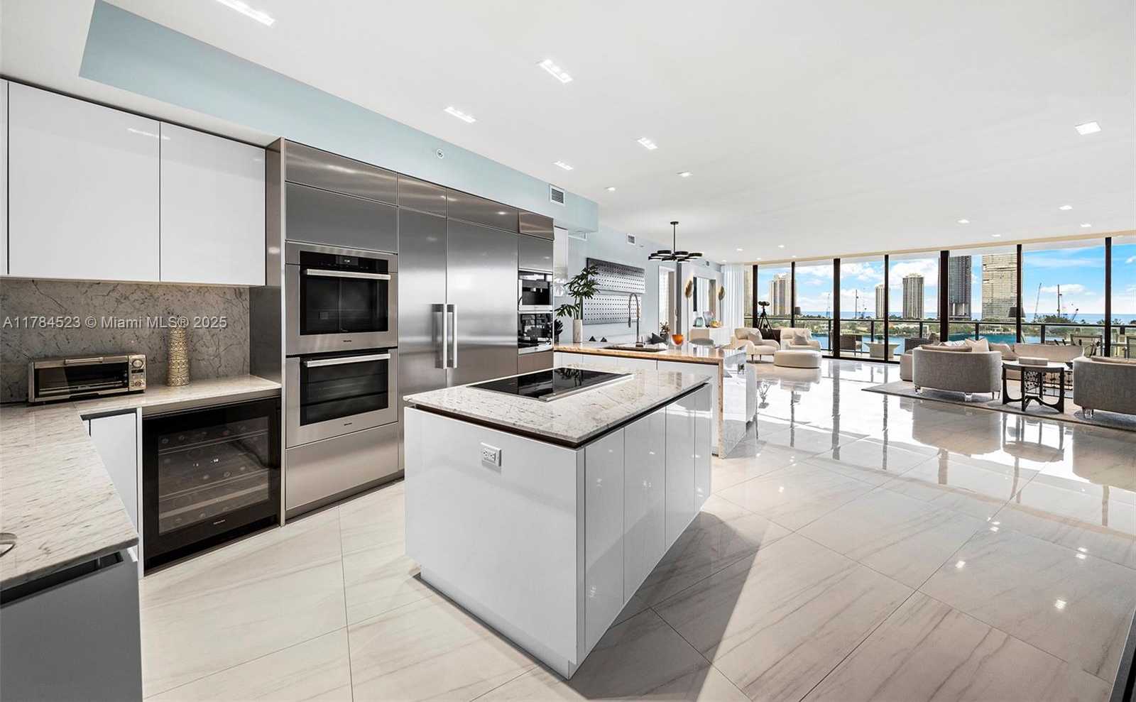 Small Image of 5500 ISLAND ESTATES DR #705, Aventura Number 20
