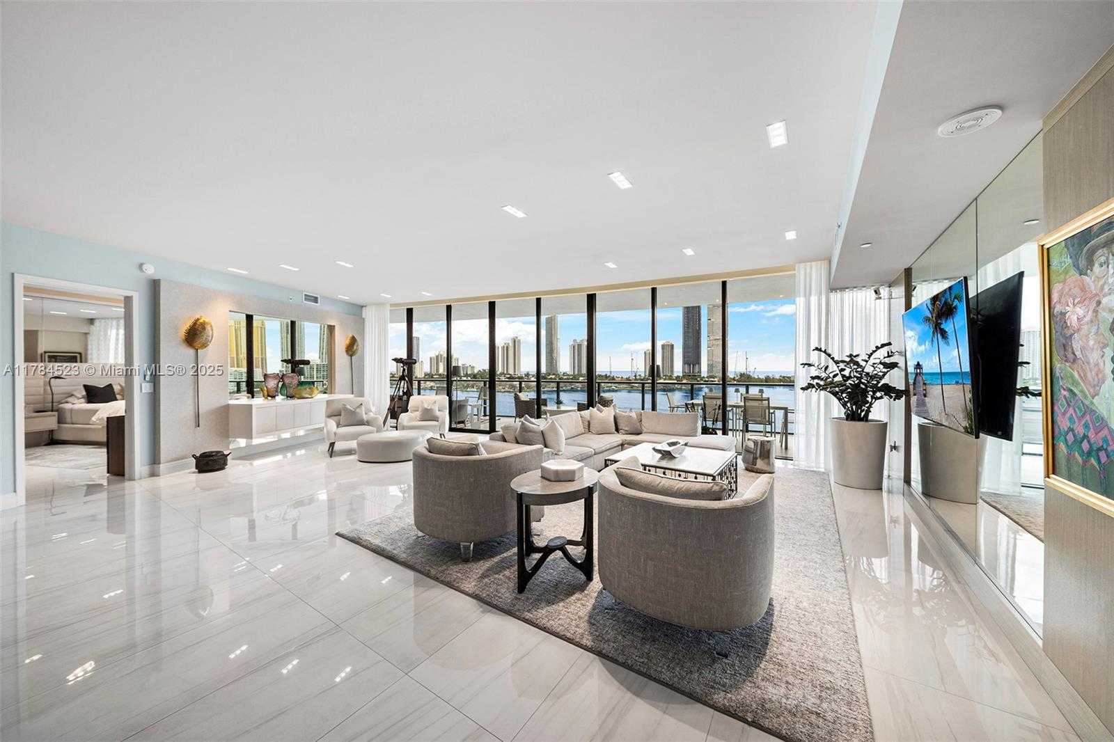 Small Image of 5500 ISLAND ESTATES DR #705, Aventura Number 25