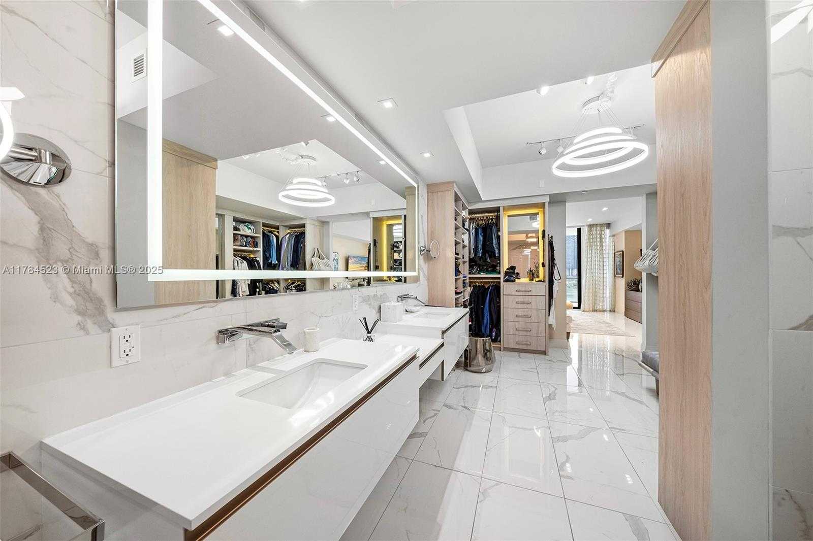 Small Image of 5500 ISLAND ESTATES DR #705, Aventura Number 32