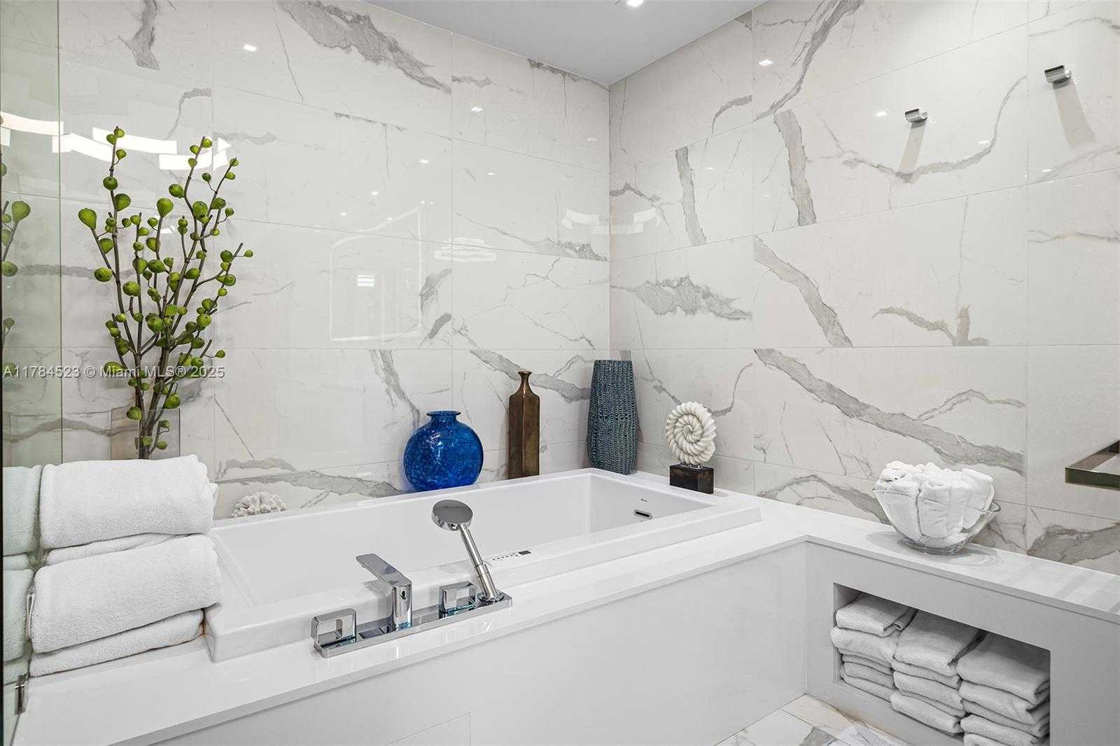 Small Image of 5500 ISLAND ESTATES DR #705, Aventura Number 35