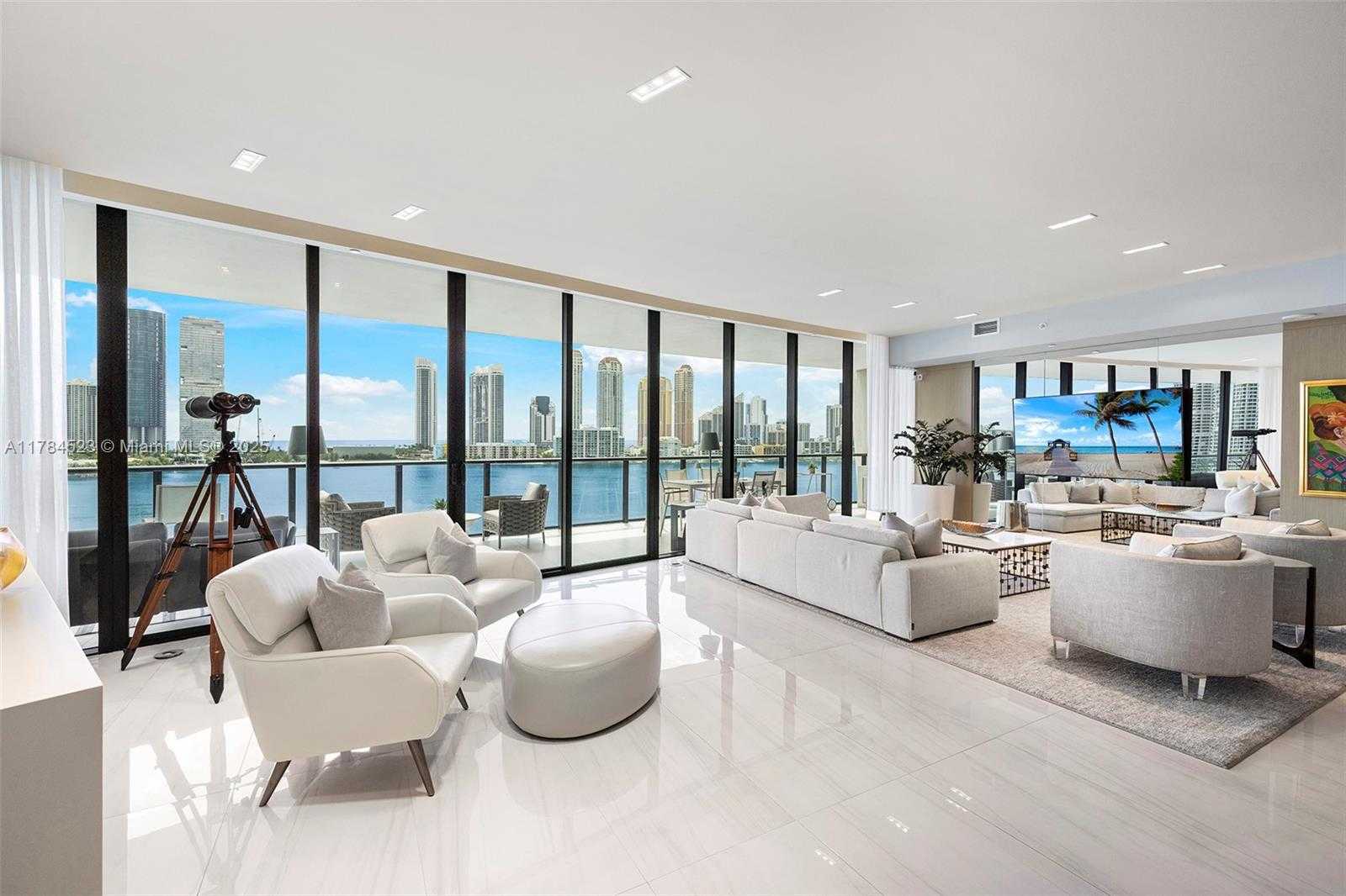 Small Image of 5500 ISLAND ESTATES DR #705, Aventura Number 5
