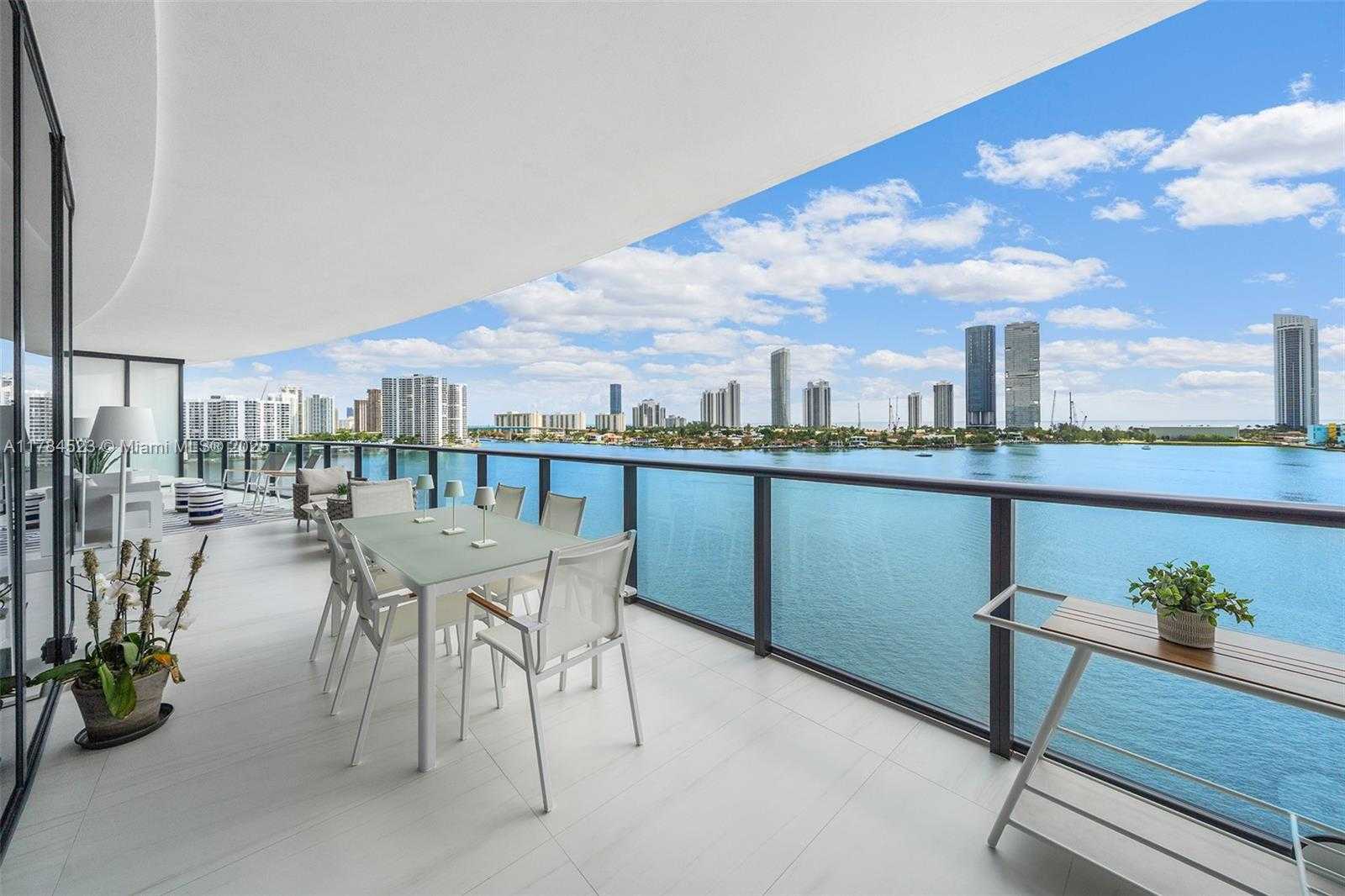 Small Image of 5500 ISLAND ESTATES DR #705, Aventura Number 7