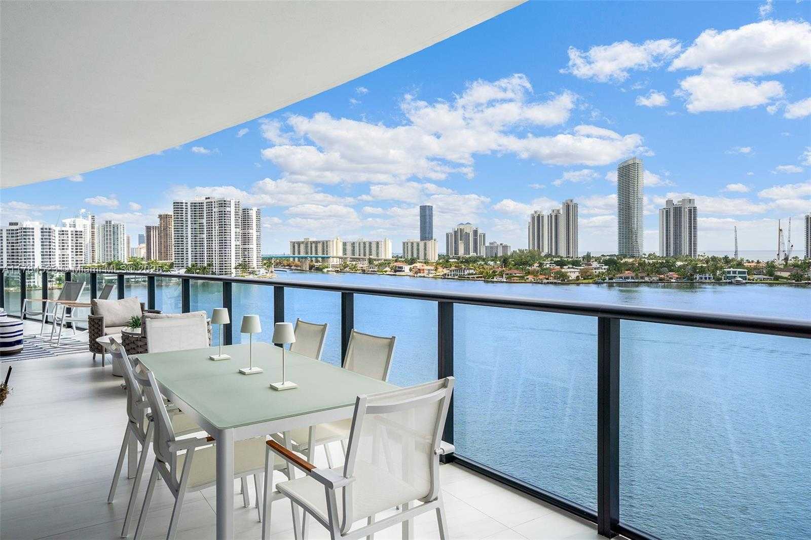 Small Image of 5500 ISLAND ESTATES DR #705, Aventura Number 8