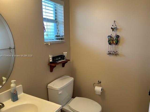 Small Image of 9350 SUNRISE LAKES BLVD #109, Sunrise Number 5