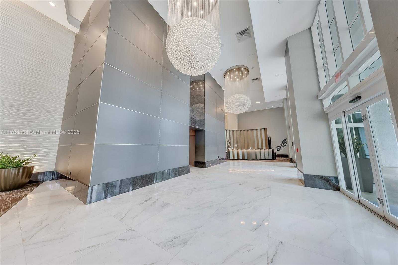 Small Image of 951 BRICKELL AVE #3201, Miami Number 12