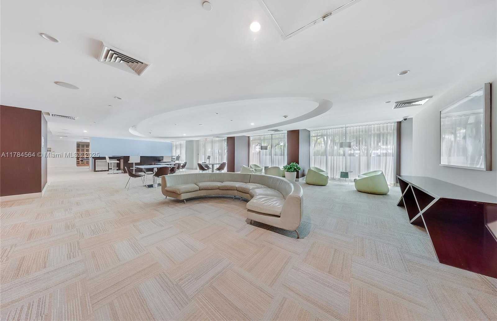 Small Image of 951 BRICKELL AVE #3201, Miami Number 13