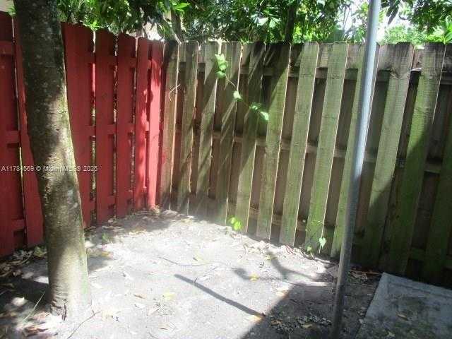 Small Image of 5831 BLUEBERRY CT #80, Lauderhill Number 2