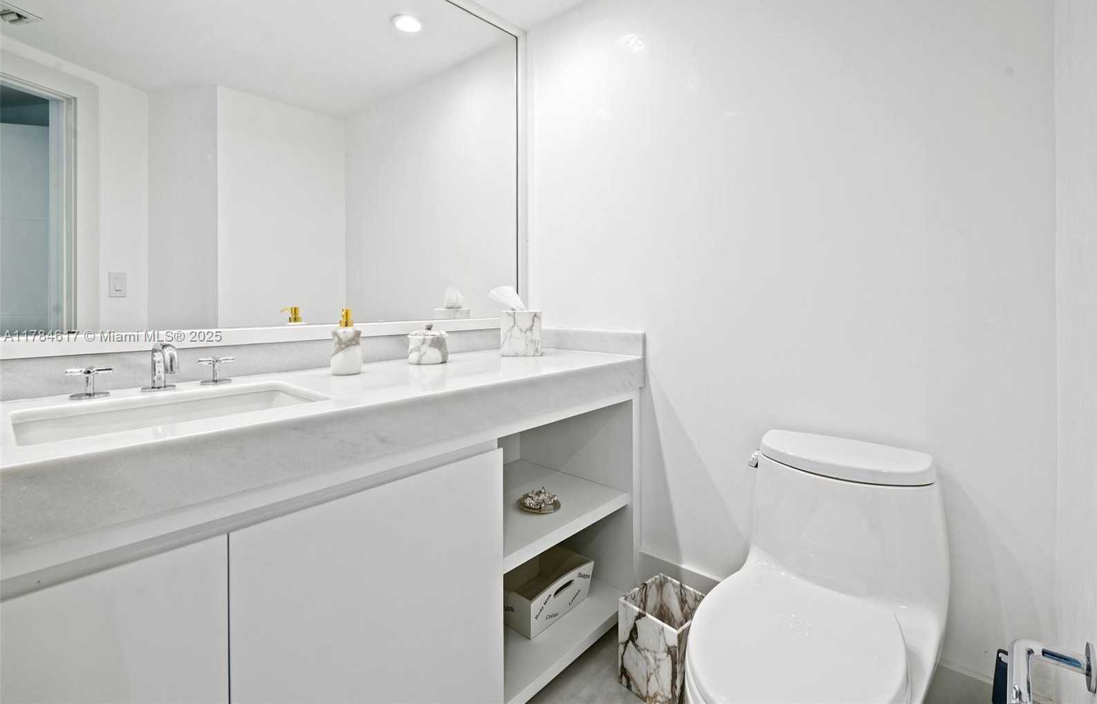 Small Image of 2127 BRICKELL AVE #2104, Miami Number 20