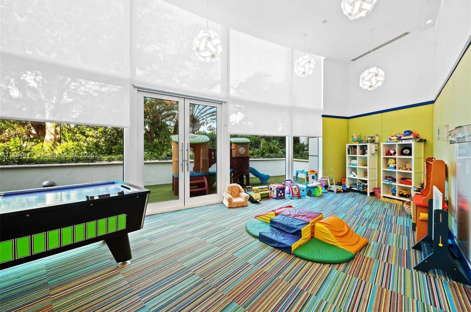 Small Image of 2127 BRICKELL AVE #2104, Miami Number 28