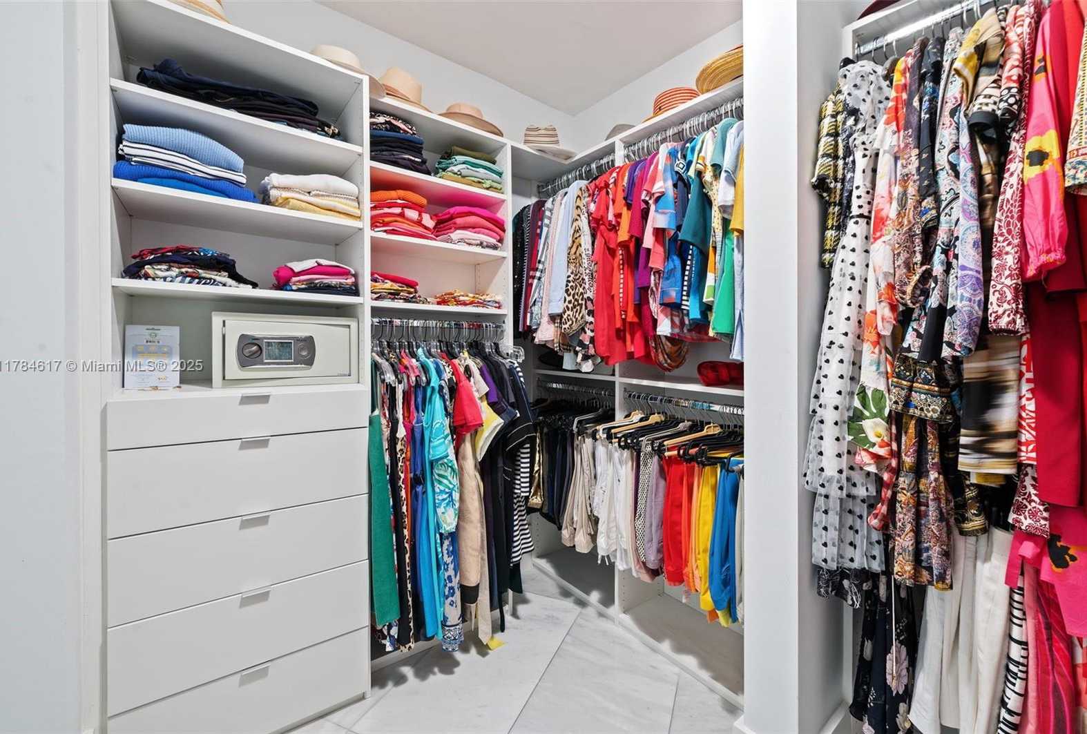 Small Image of 2127 BRICKELL AVE #2104, Miami Number 31
