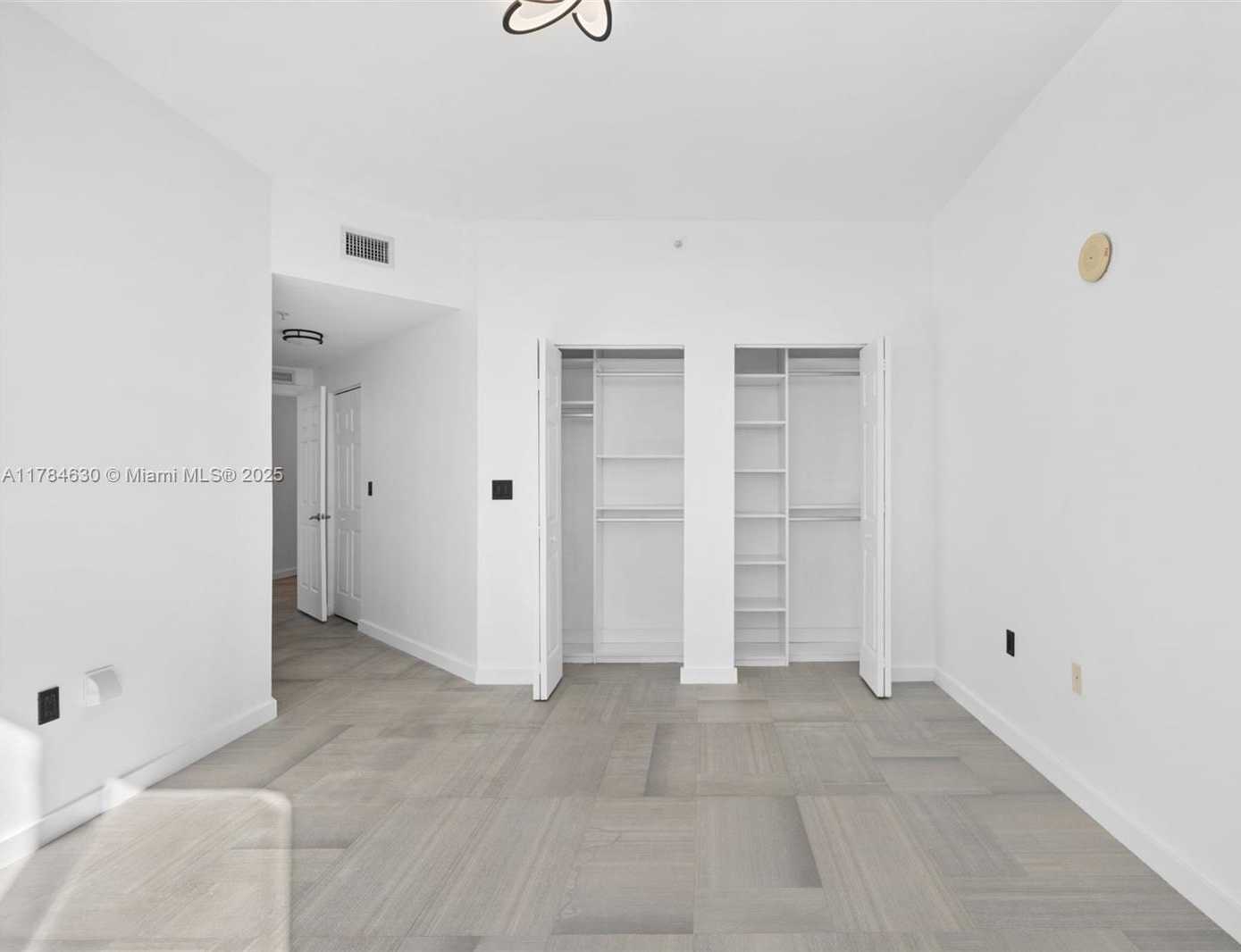 Small Image of 1745 EAST HALLANDALE BEACH BLVD #PH05W, Hallandale Beach Number 18