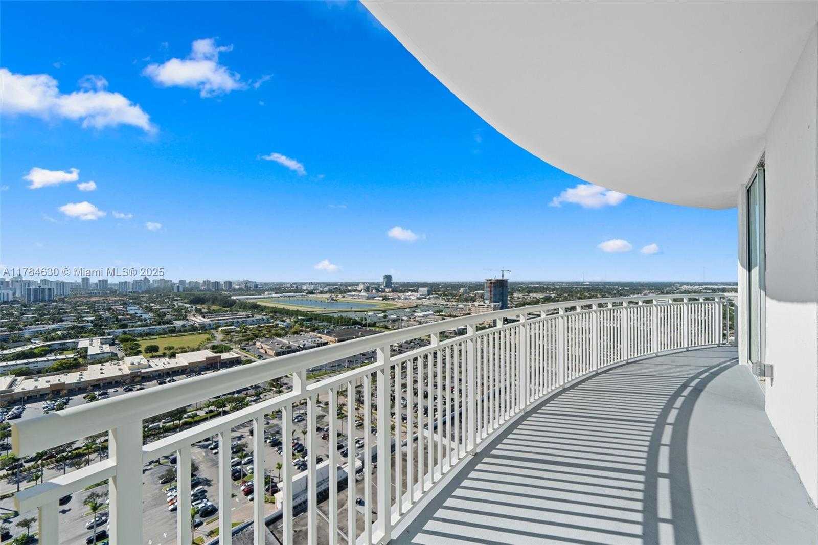 Small Image of 1745 EAST HALLANDALE BEACH BLVD #PH05W, Hallandale Beach Number 27