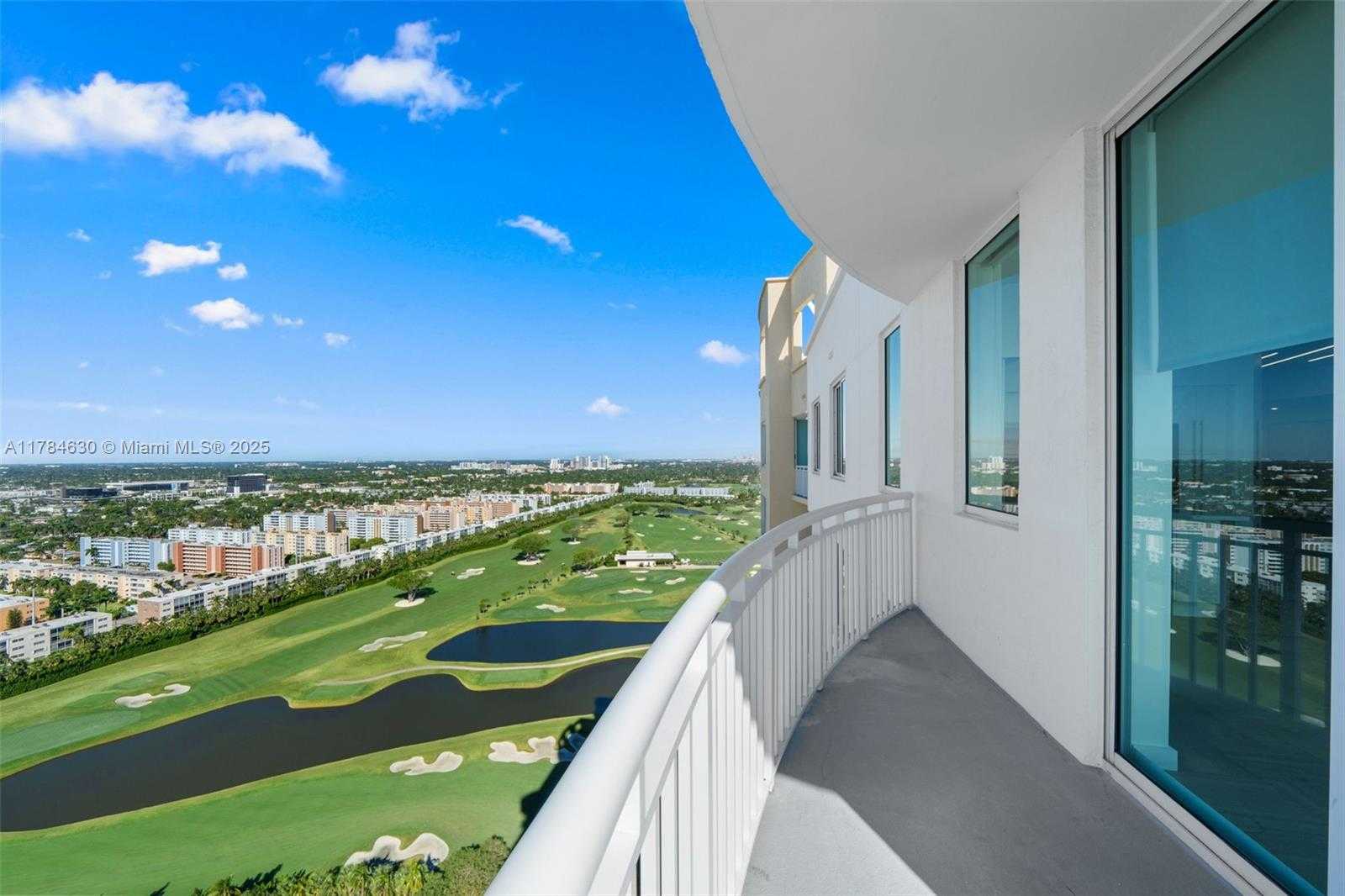 Small Image of 1745 EAST HALLANDALE BEACH BLVD #PH05W, Hallandale Beach Number 3