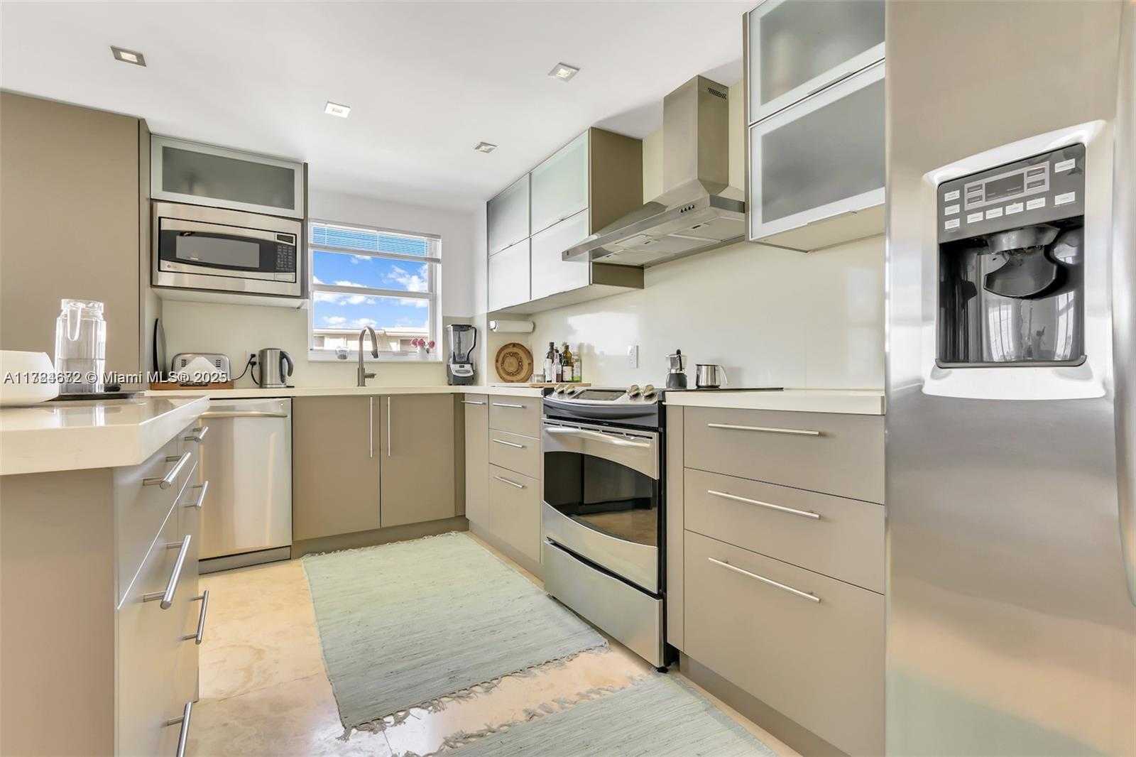 Small Image of 9250 WEST BAY HARBOR DR #5C, Bay Harbor Islands Number 11