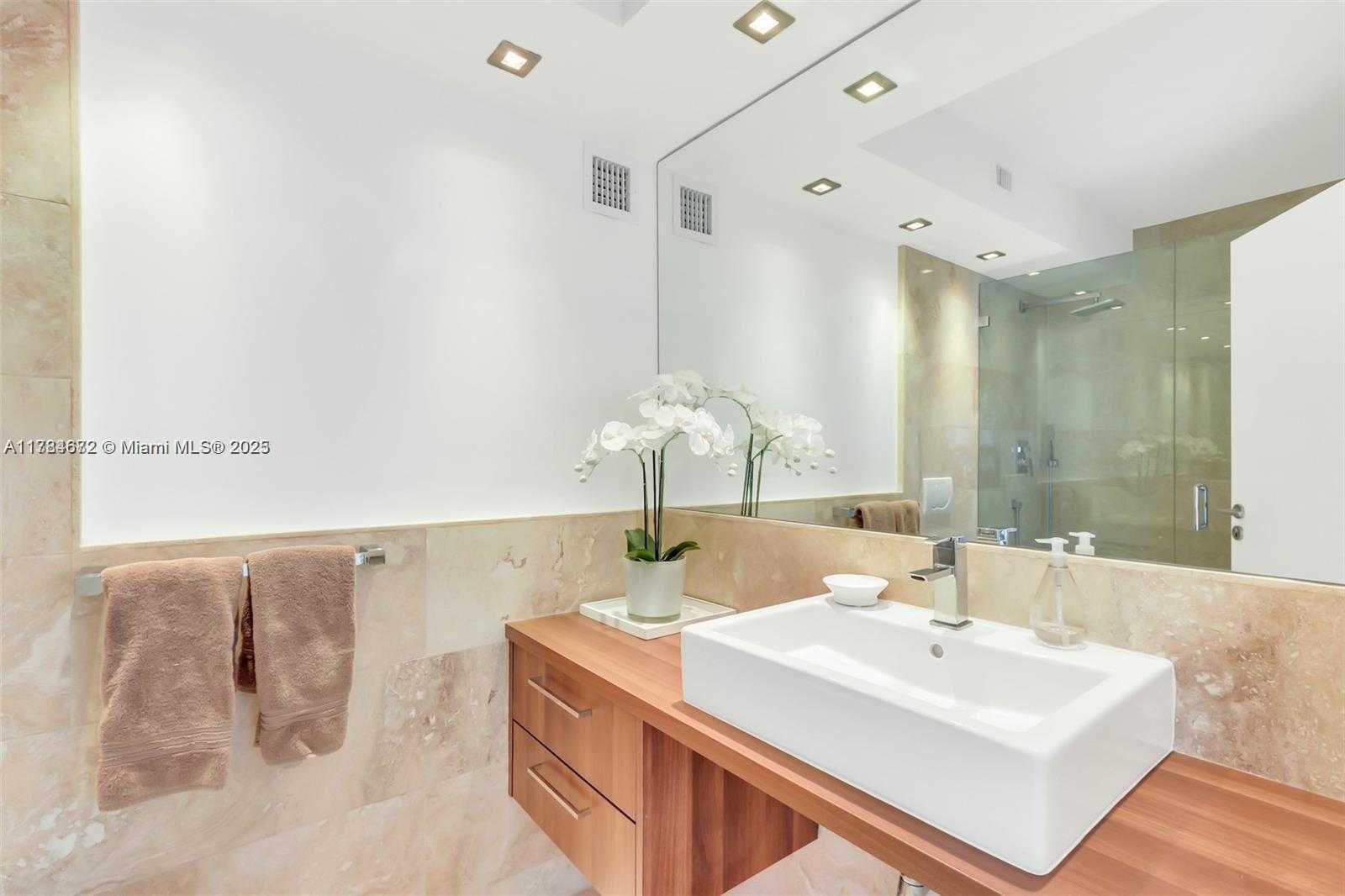 Small Image of 9250 WEST BAY HARBOR DR #5C, Bay Harbor Islands Number 17