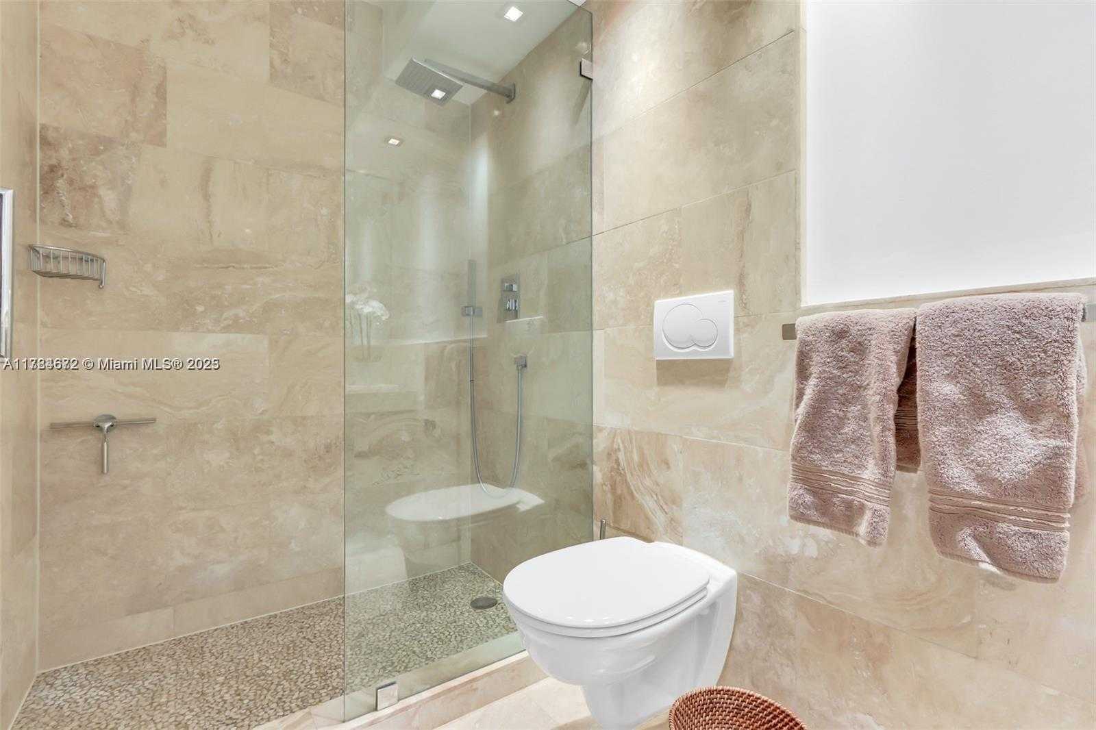 Small Image of 9250 WEST BAY HARBOR DR #5C, Bay Harbor Islands Number 18