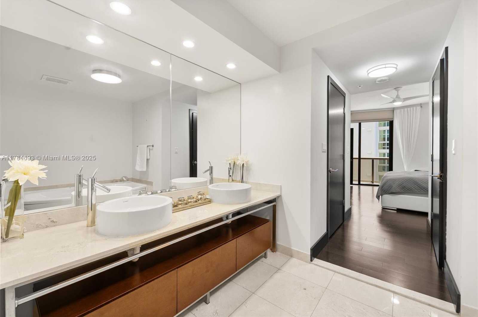 Small Image of 16275 COLLINS AVE #2202, Sunny Isles Beach Number 10