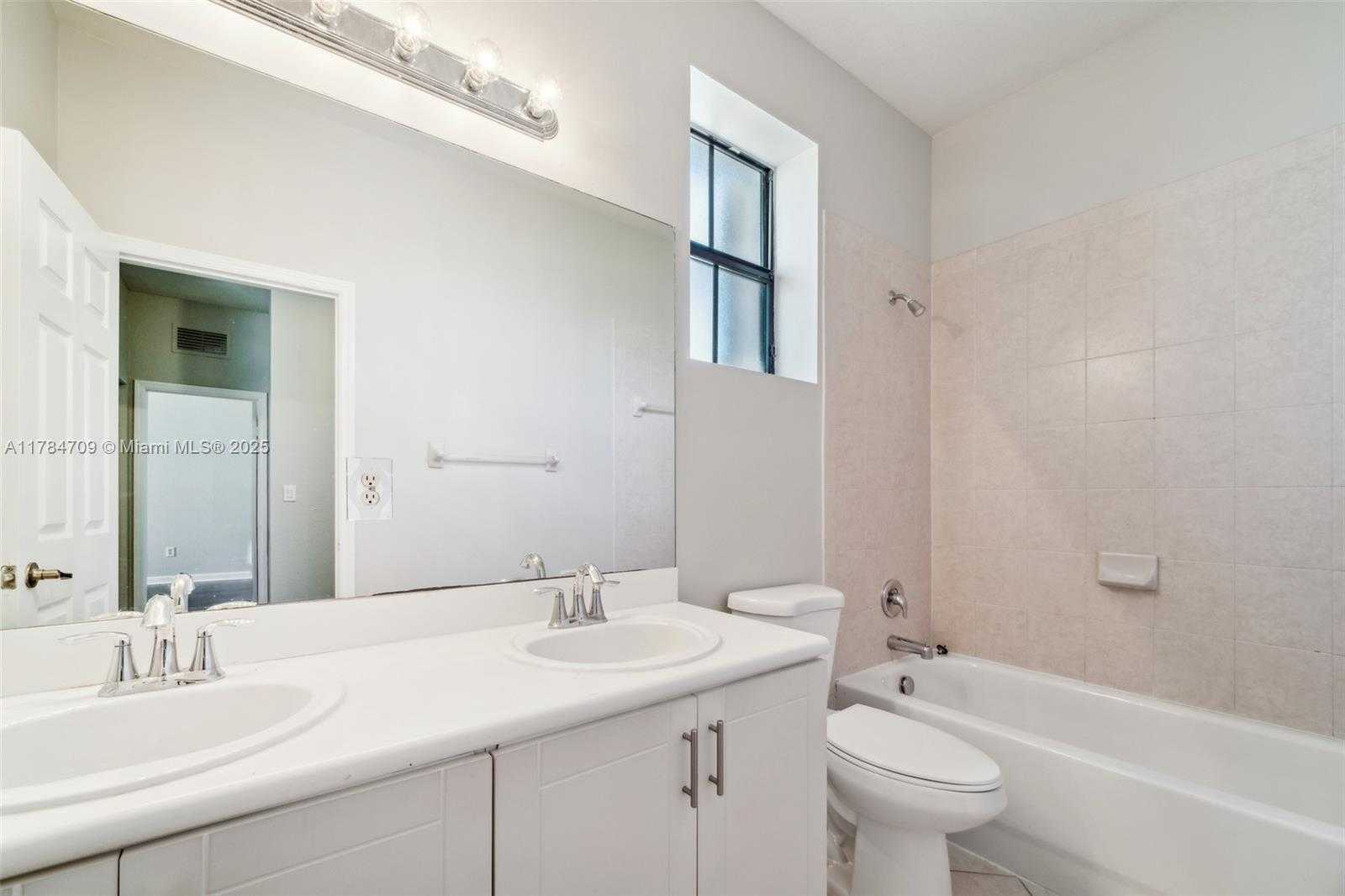 Small Image of 11302 SOUTH WEST 238TH ST, Homestead Number 15