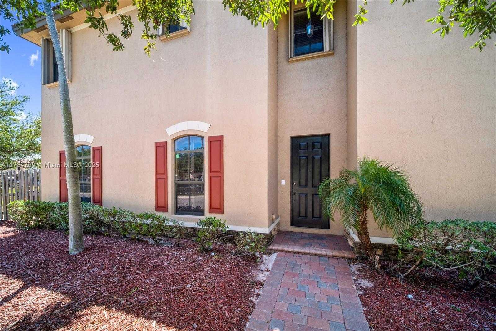 Small Image of 11302 SOUTH WEST 238TH ST, Homestead Number 2