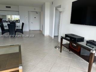 Small Image of 20379 E Country Club Dr, Aventura, FL 33180, USA Number 10