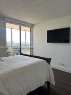 Small Image of 20379 E Country Club Dr, Aventura, FL 33180, USA Number 29