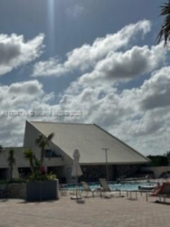 Small Image of 20379 E Country Club Dr, Aventura, FL 33180, USA Number 40