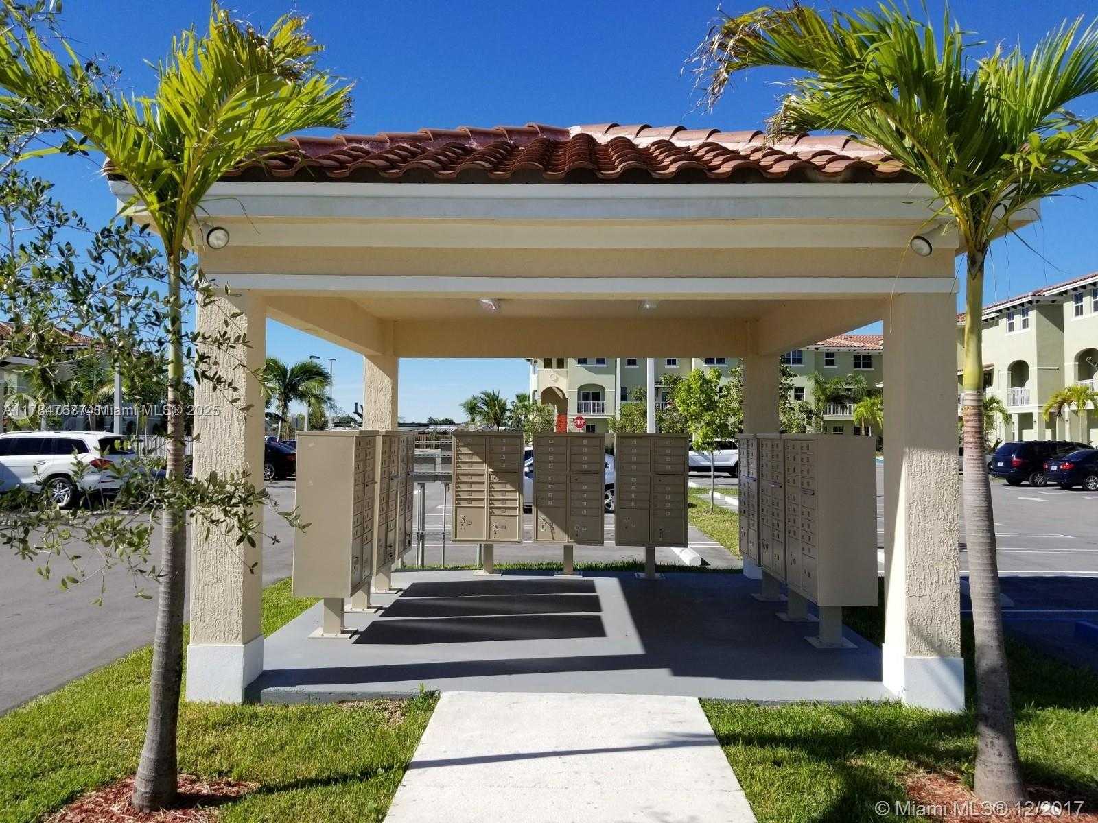 Small Image of 290 NORTH WEST 109TH AVE #216, Miami Number 4