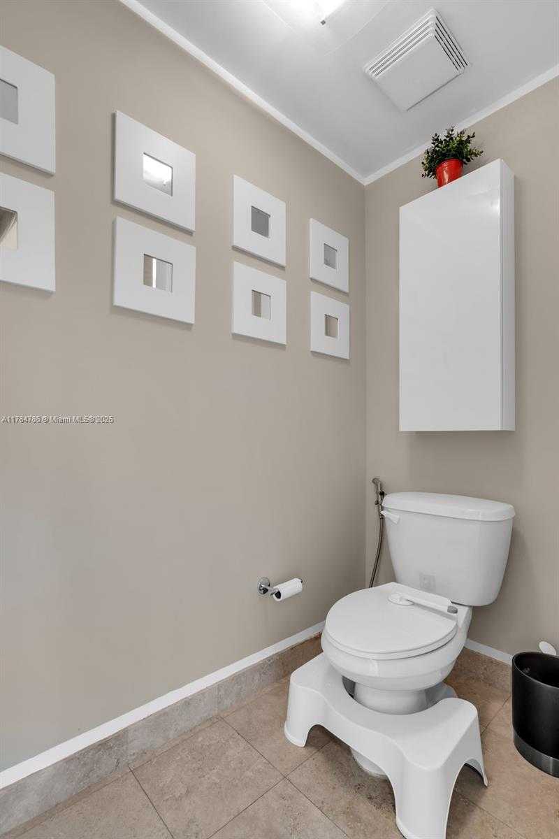 Small Image of 350 SOUTH MIAMI AVE #1601, Miami Number 20