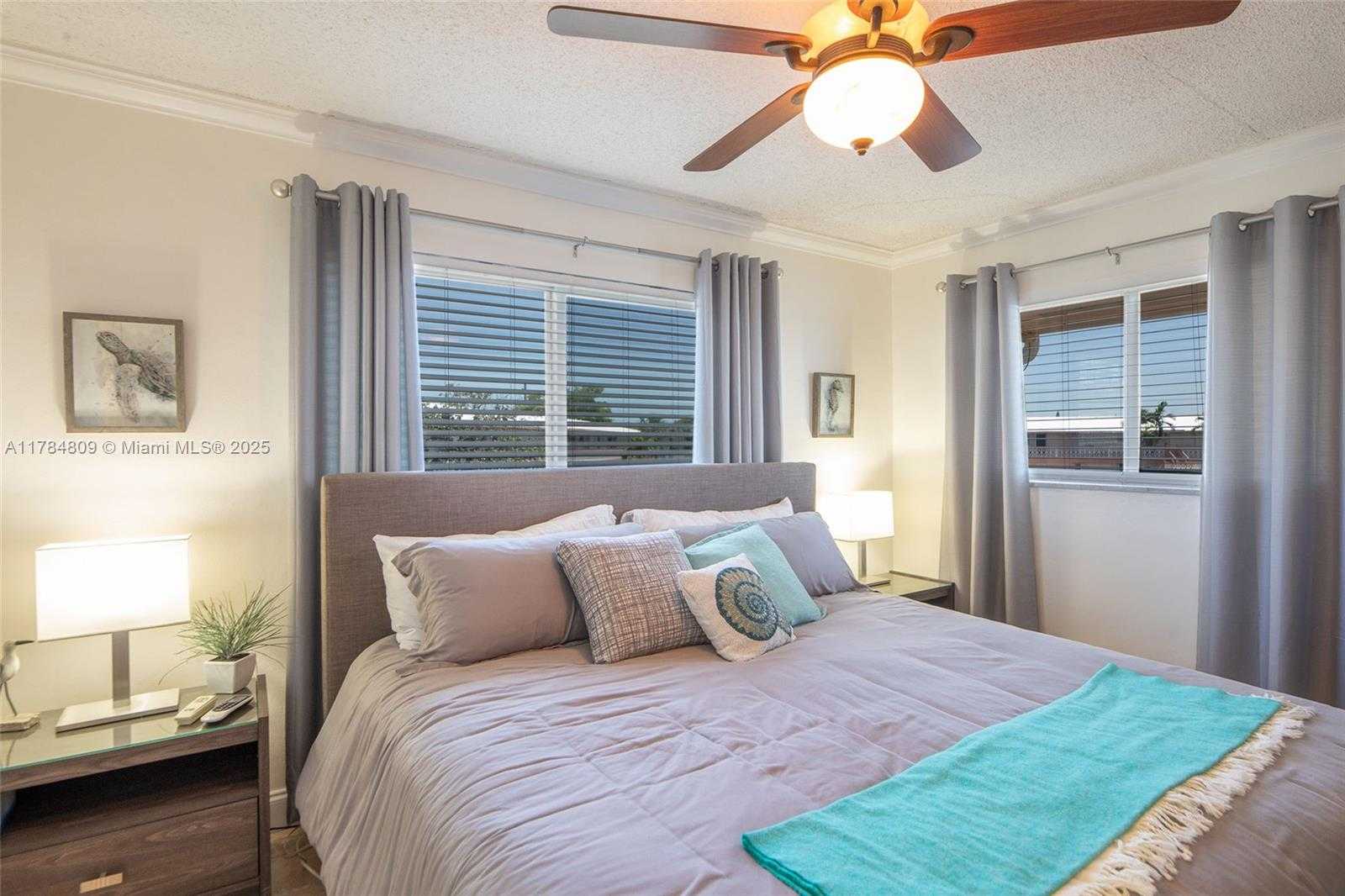 Small Image of 920 SOUTH WEST 10TH TER #12AR, Hallandale Beach Number 10