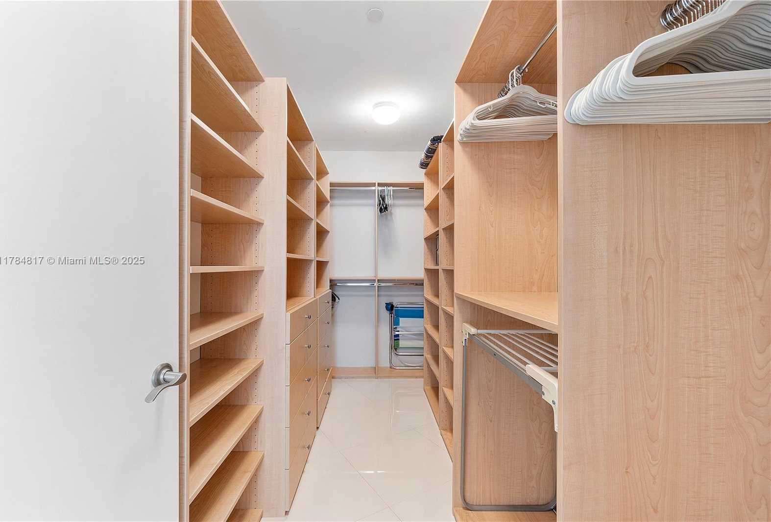 Small Image of 15811 COLLINS AVE #1707, Sunny Isles Beach Number 16