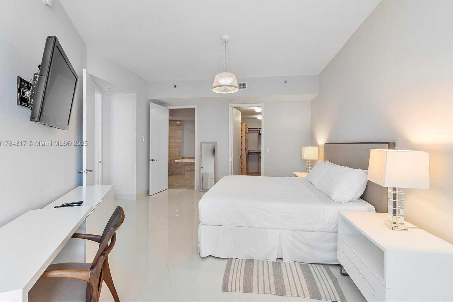 Small Image of 15811 COLLINS AVE #1707, Sunny Isles Beach Number 19