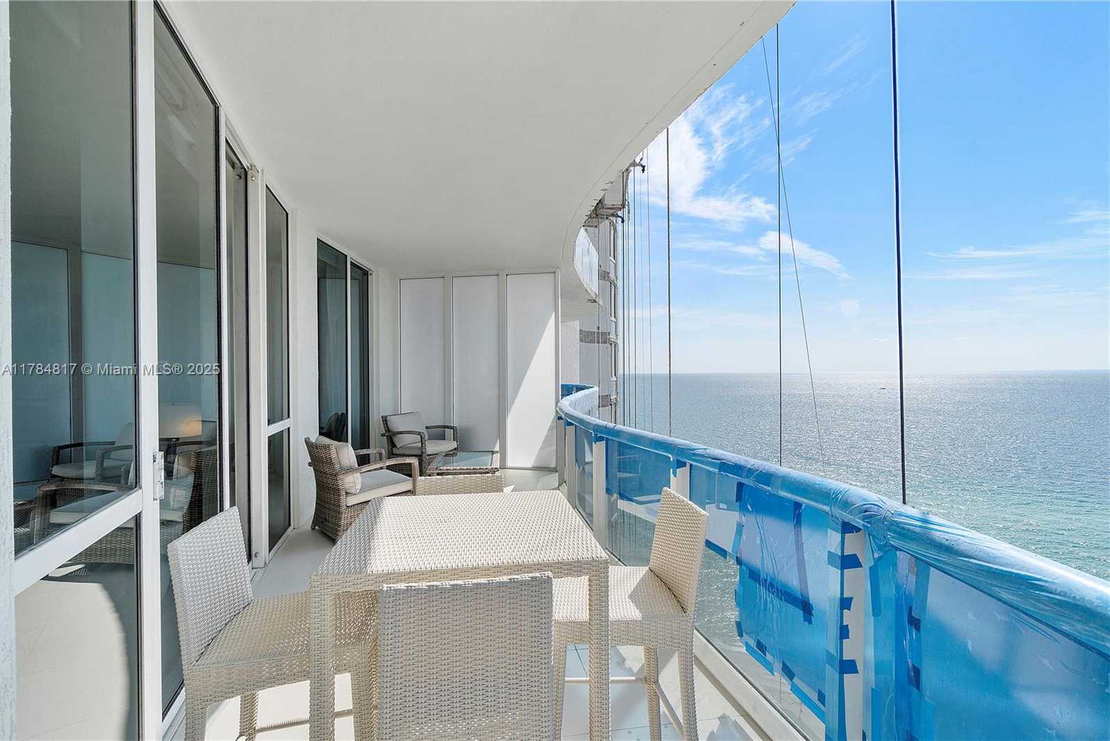 Small Image of 15811 COLLINS AVE #1707, Sunny Isles Beach Number 24