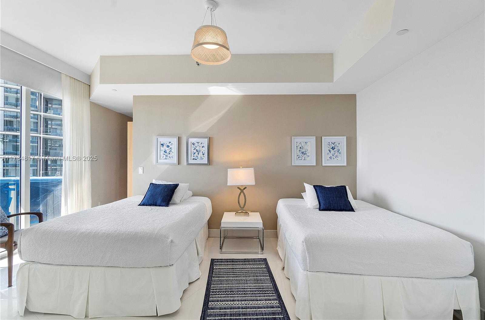 Small Image of 15811 COLLINS AVE #1707, Sunny Isles Beach Number 5