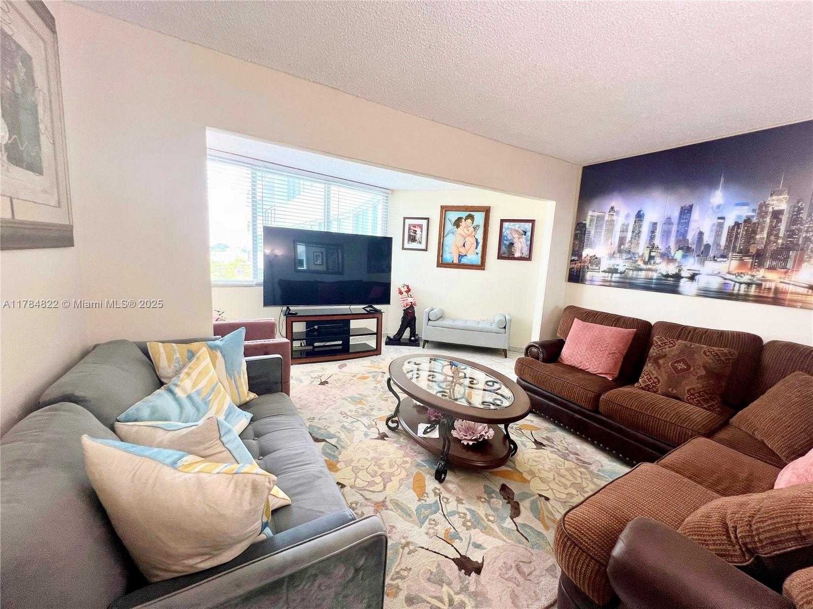Small Image of 7135 COLLINS AVE #621, Miami Beach Number 17