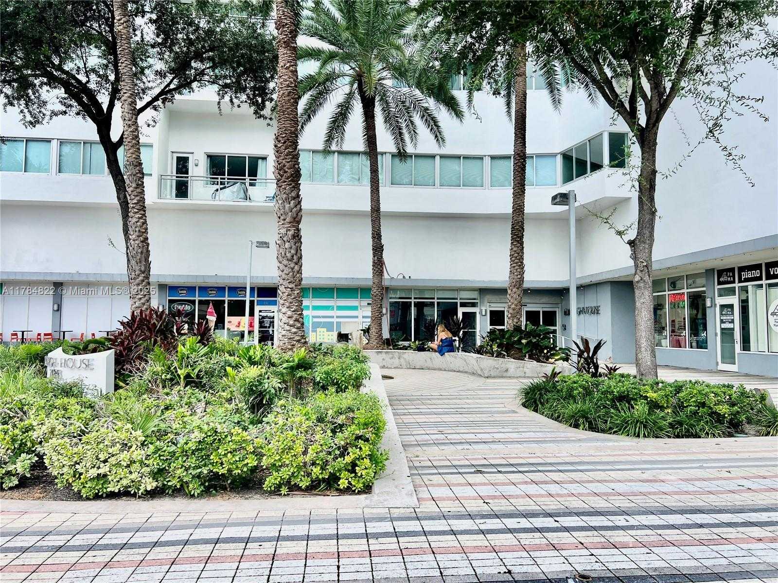Small Image of 7135 COLLINS AVE #621, Miami Beach Number 6