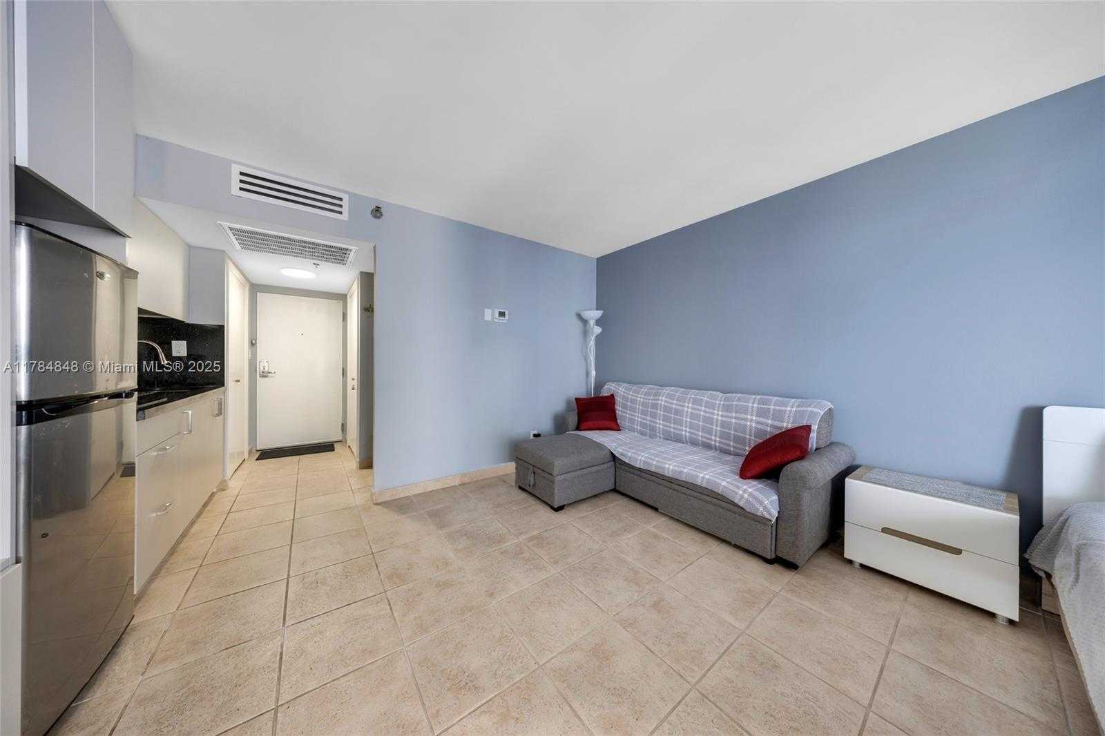 Small Image of 19201 COLLINS AVE #925, Sunny Isles Beach Number 12