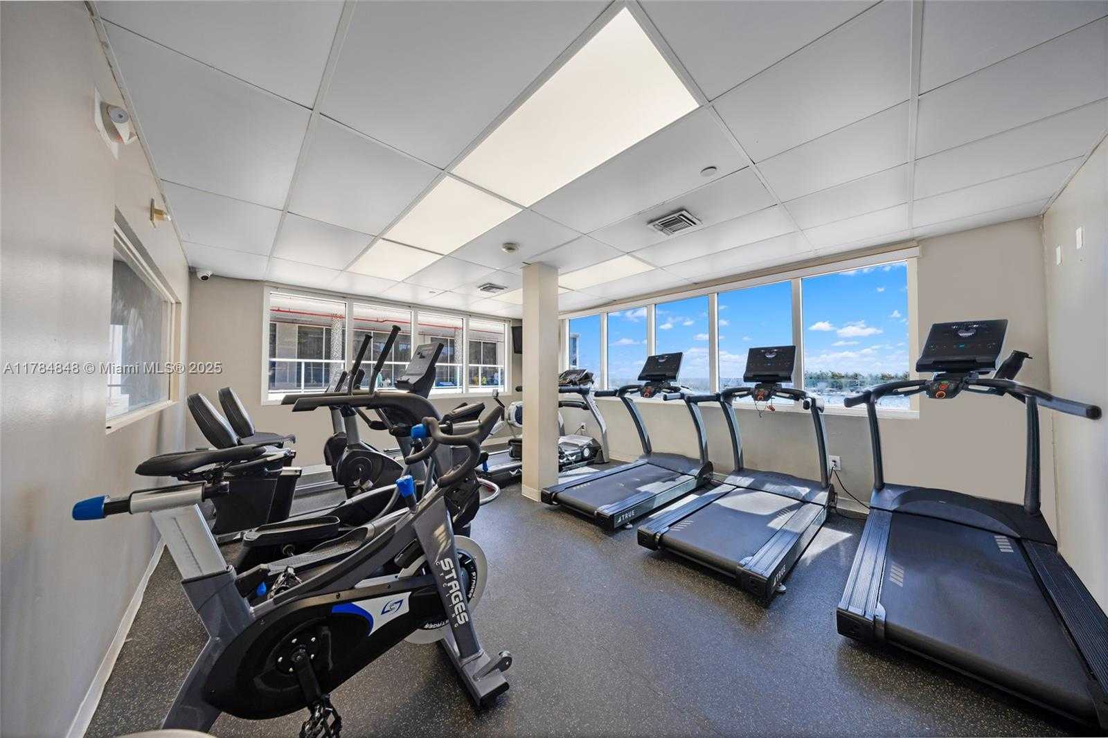 Small Image of 19201 COLLINS AVE #925, Sunny Isles Beach Number 33