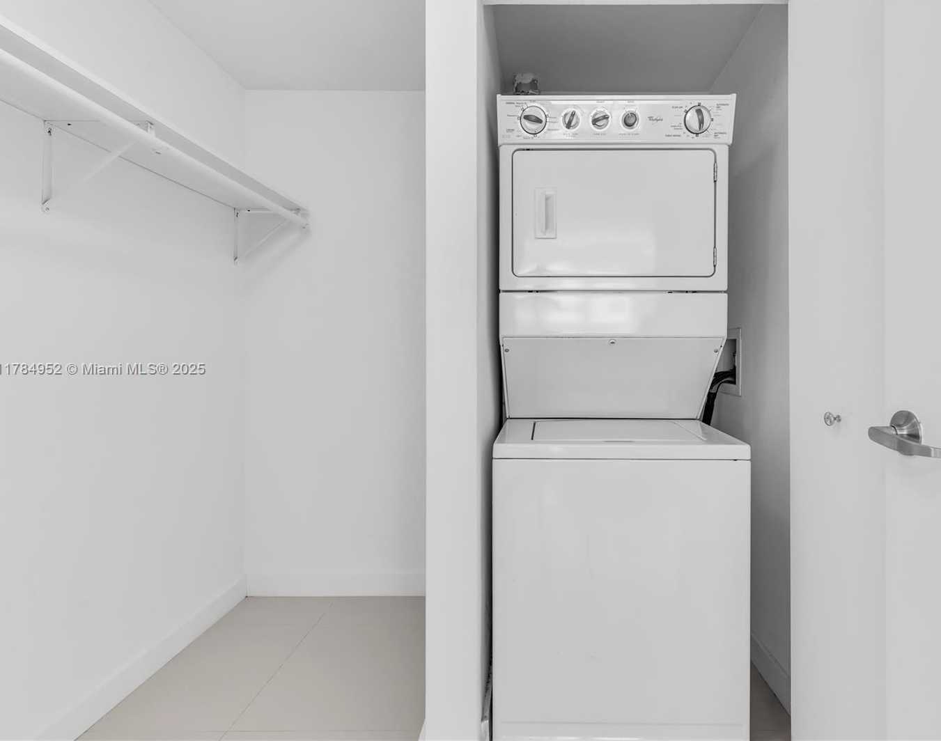 Small Image of 60 SOUTH WEST 13TH ST #3416, Miami Number 18