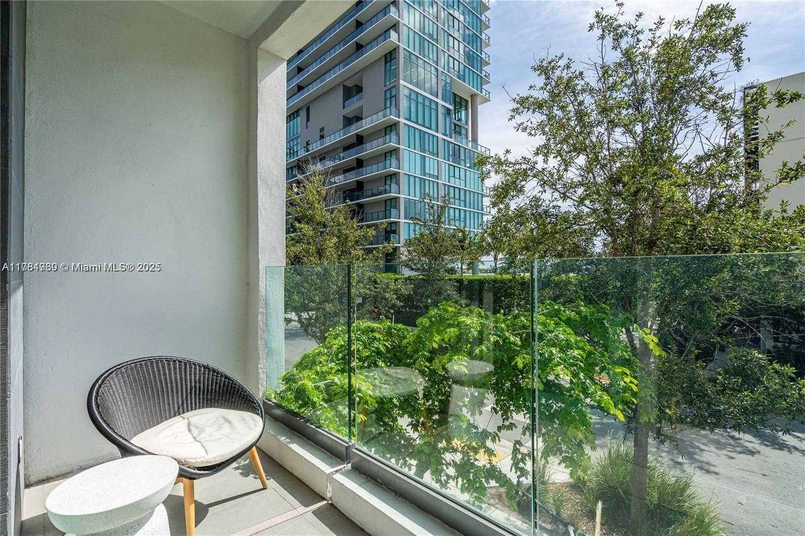 Small Image of 650 NORTH EAST 32ND ST #BH6, Miami Number 12