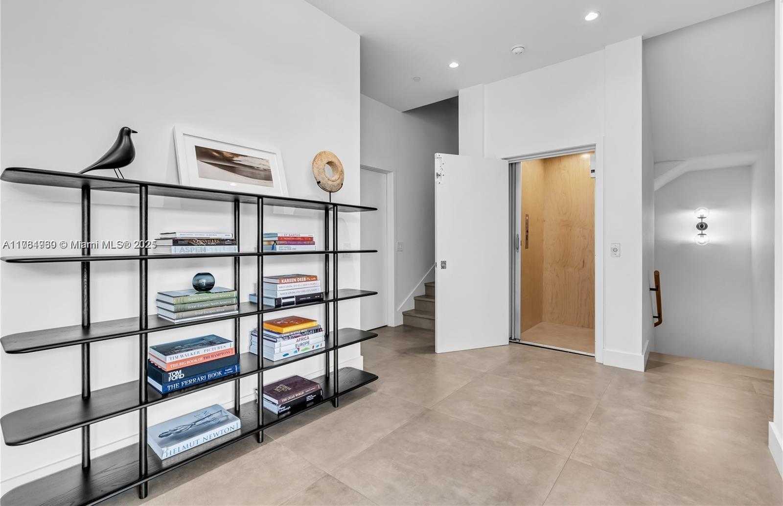 Small Image of 650 NORTH EAST 32ND ST #BH6, Miami Number 17