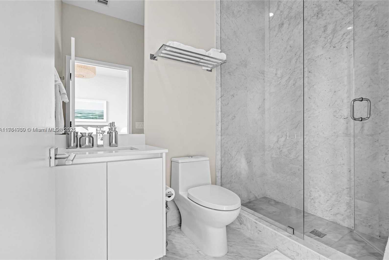 Small Image of 650 NORTH EAST 32ND ST #BH6, Miami Number 34