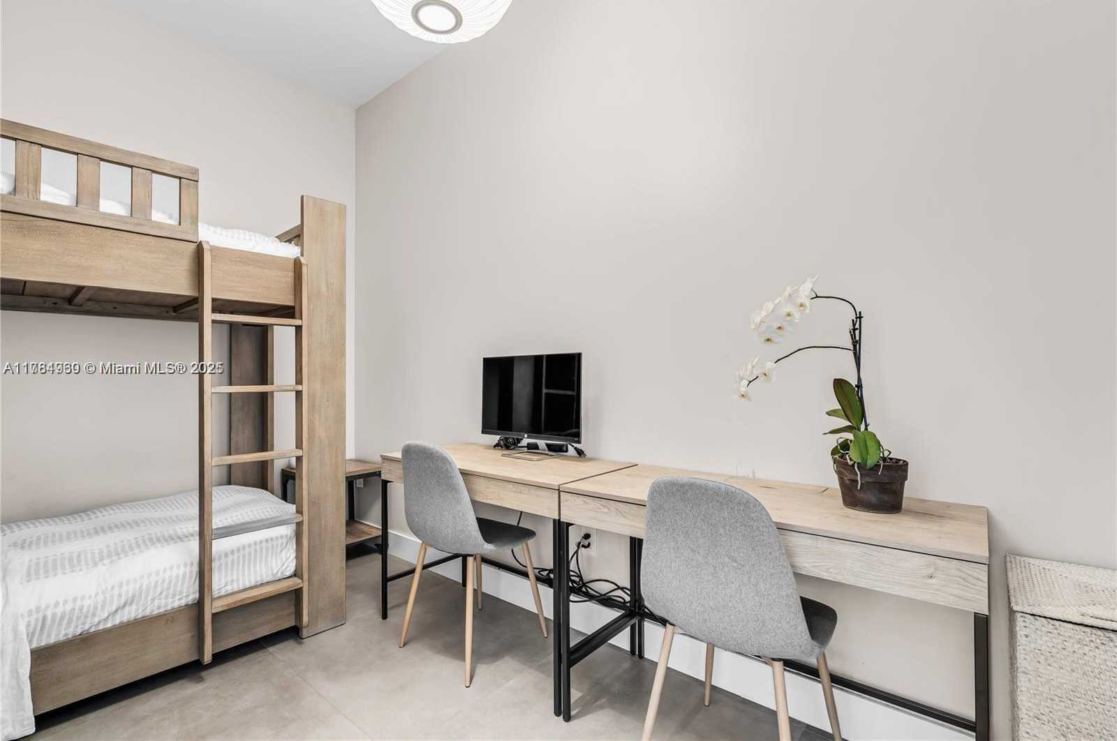 Small Image of 650 NORTH EAST 32ND ST #BH6, Miami Number 35