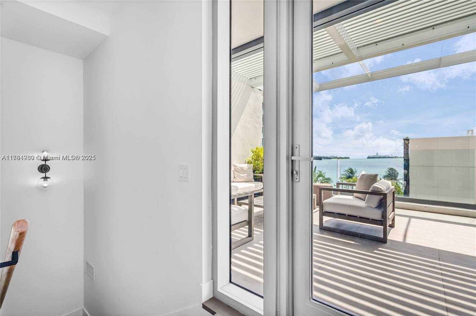 Small Image of 650 NORTH EAST 32ND ST #BH6, Miami Number 38