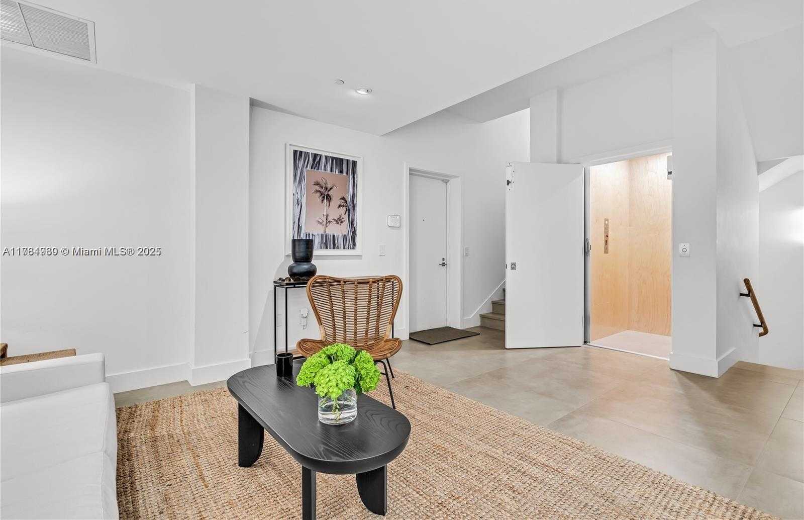 Small Image of 650 NORTH EAST 32ND ST #BH6, Miami Number 4