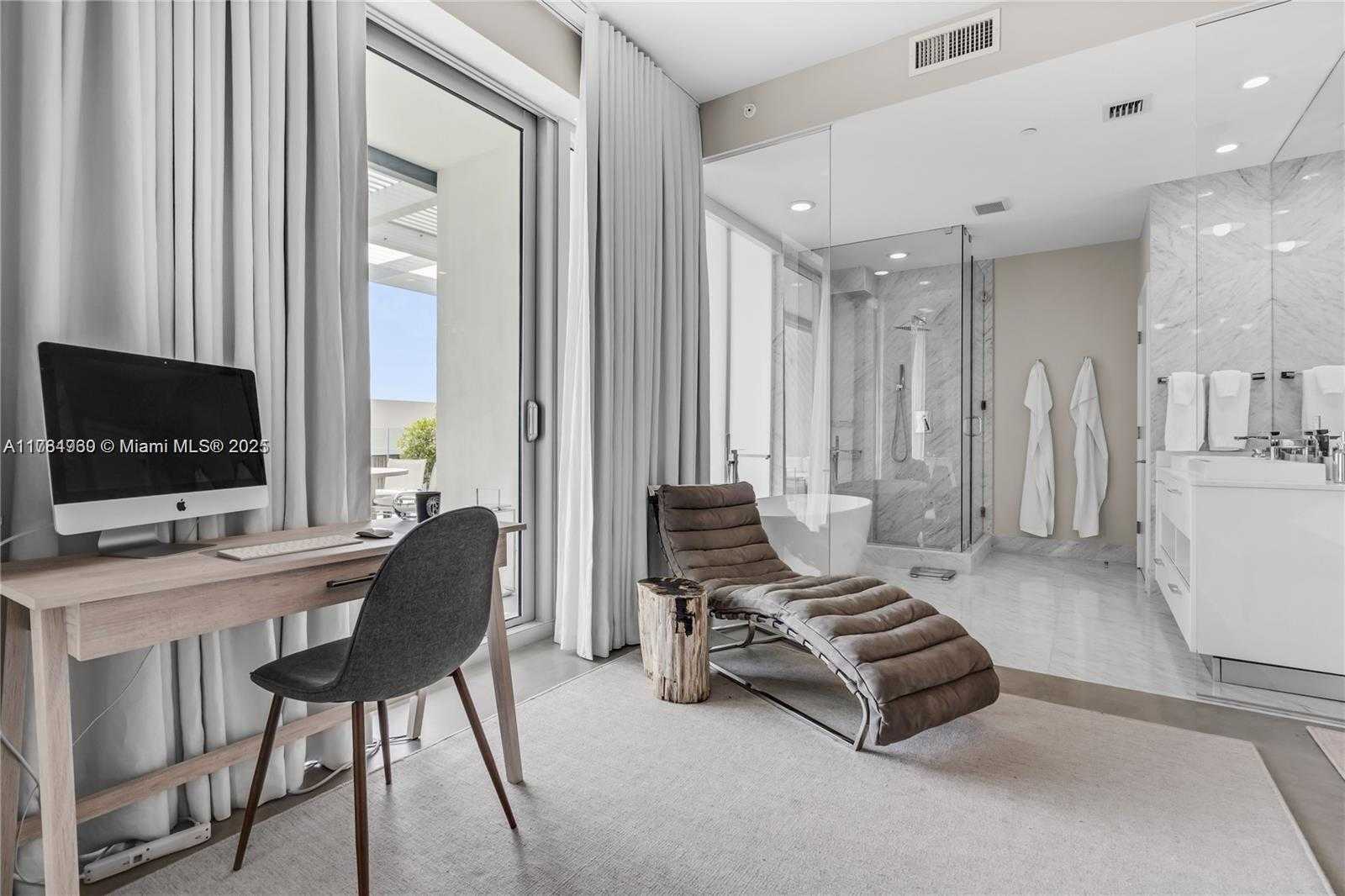 Small Image of 650 NORTH EAST 32ND ST #BH6, Miami Number 40