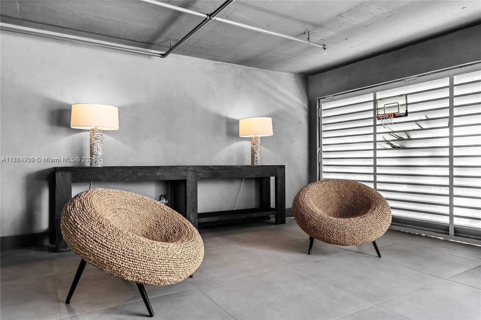 Small Image of 650 NORTH EAST 32ND ST #BH6, Miami Number 49