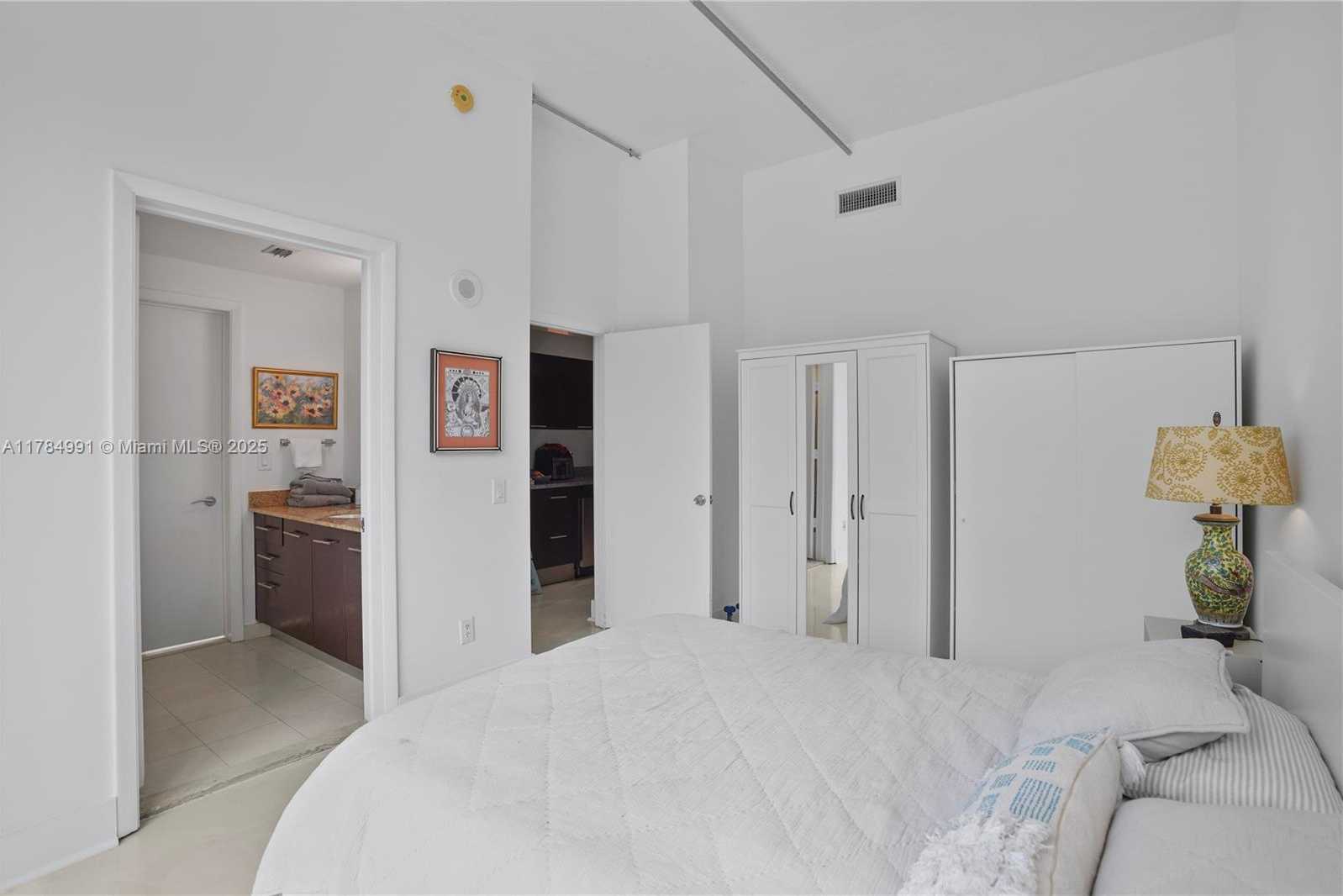 Small Image of 3029 NORTH EAST 188TH ST #408, Aventura Number 18